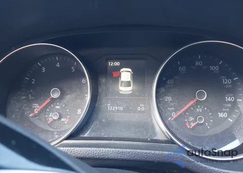 2019 Volkswagen Passat 2.0T Wolfsburg Edition z USA, uszkodzony, nr VIN 1VWLA7A33KC011262